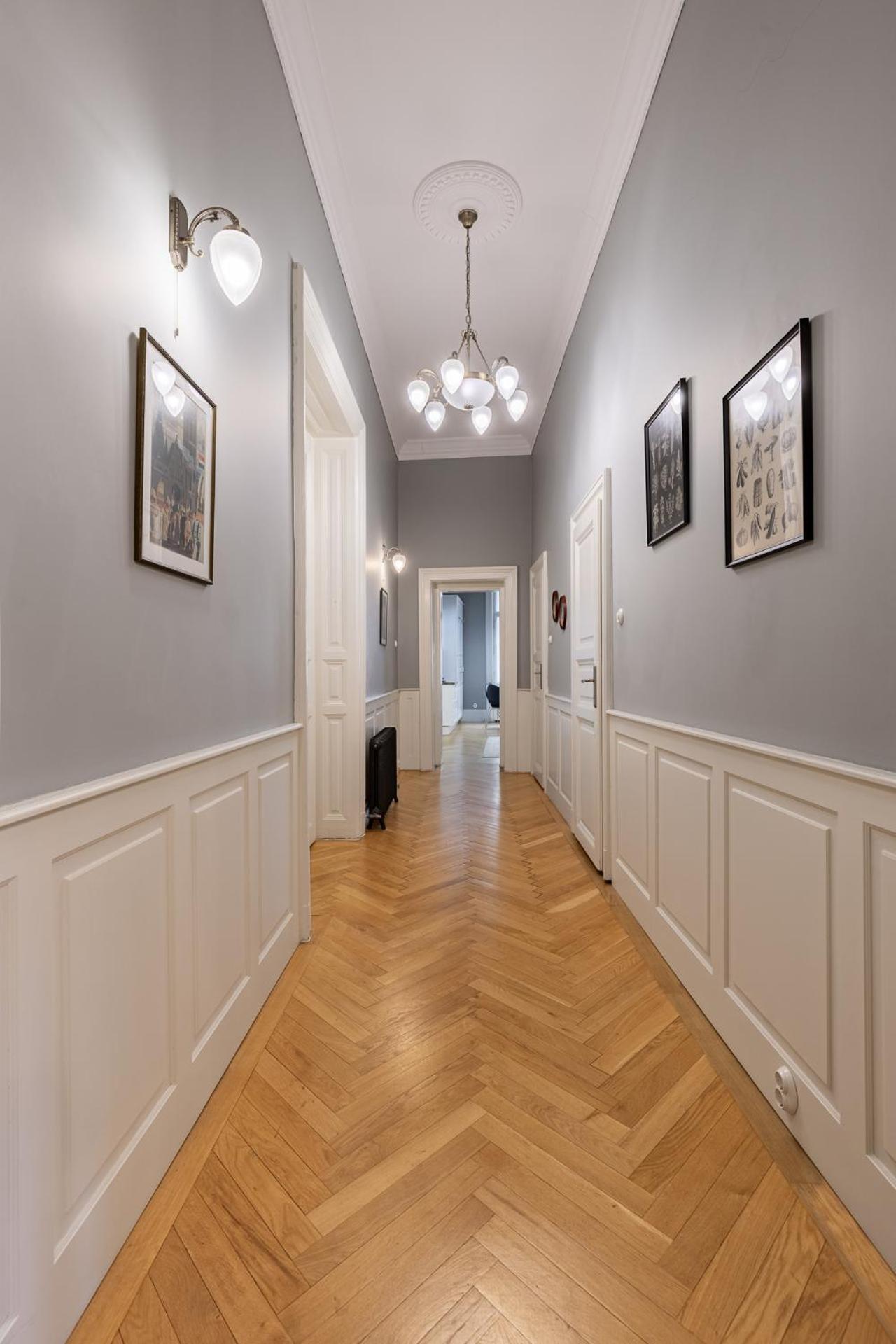 Spacious Victorian Residence By Grand Boulevard Budapeste Exterior foto