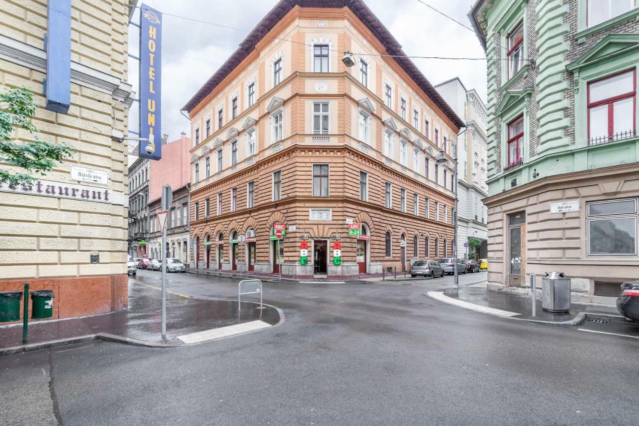 Spacious Victorian Residence By Grand Boulevard Budapeste Exterior foto